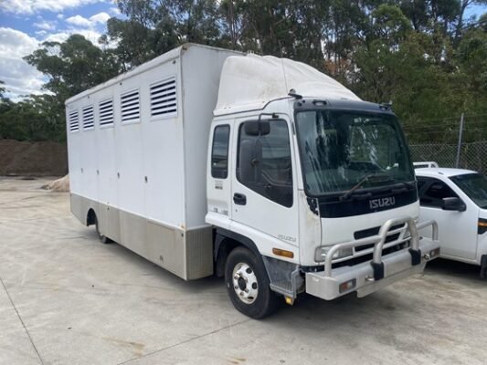 horse trucks for sale qld