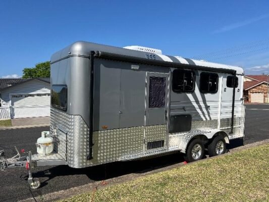 Second-hand horse floats for sale in Sydney